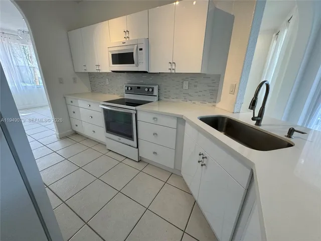 $649,900 | 3523 Southwest 169th Terrace, Miramar, FL 33027