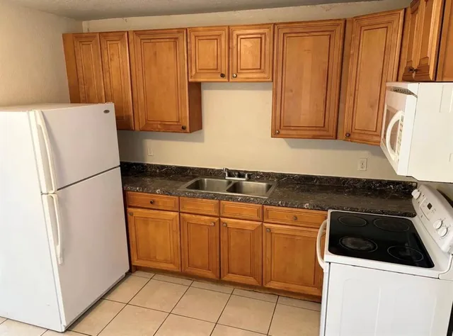 $1,550 | 717 46th Street, West Palm Beach, FL 33407
