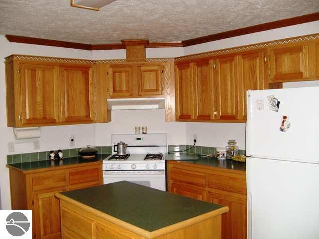 11023 Wheeler Road Southwest Fife Lake, MI 49633 - Photo 13 of 25 1725961-12.JPG