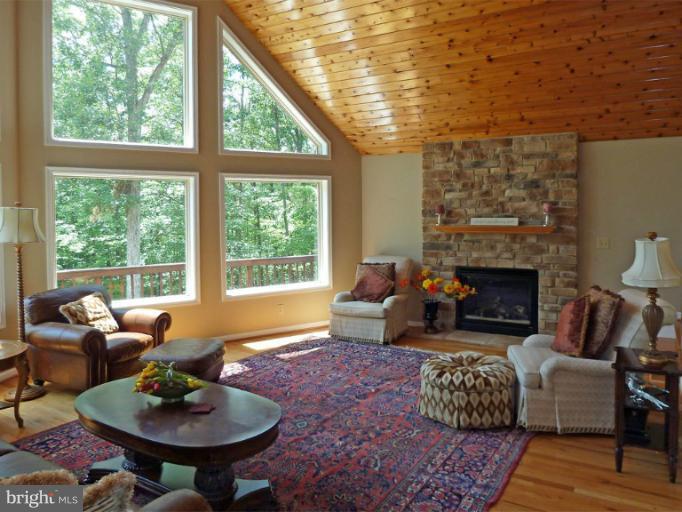 708 Catlett Mountain Road Front Royal, VA 22630 - Photo 1 of 30 Living Room