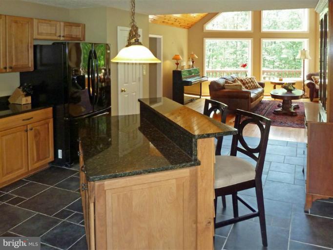 708 Catlett Mountain Road Front Royal, VA 22630 - Photo 16 of 30 Kitchen