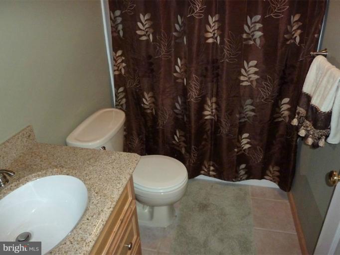 708 Catlett Mountain Road Front Royal, VA 22630 - Photo 29 of 30 Bath