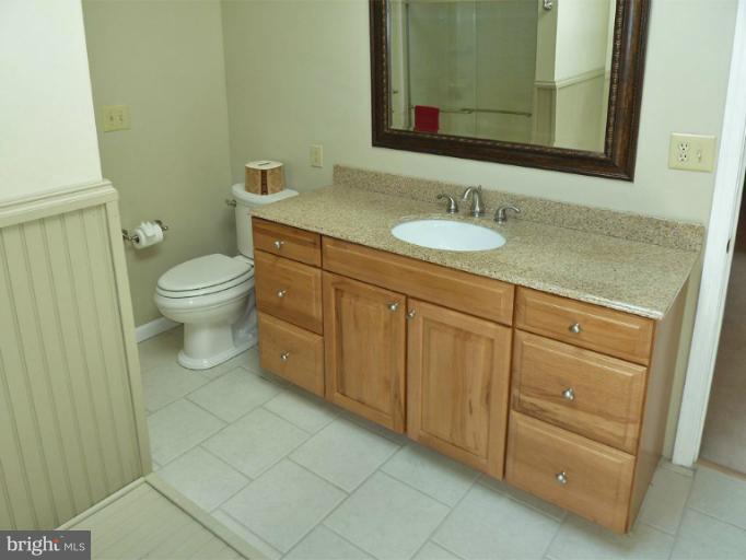 708 Catlett Mountain Road Front Royal, VA 22630 - Photo 5 of 30 Bath (Master)
