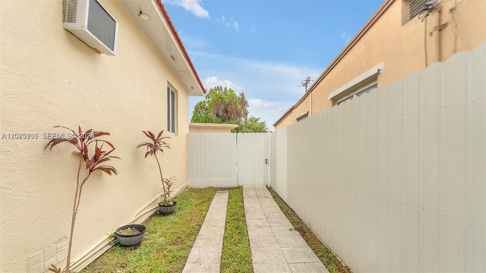 3375 Southwest 1st Street Miami, FL 33135 - Photo 46 of 57