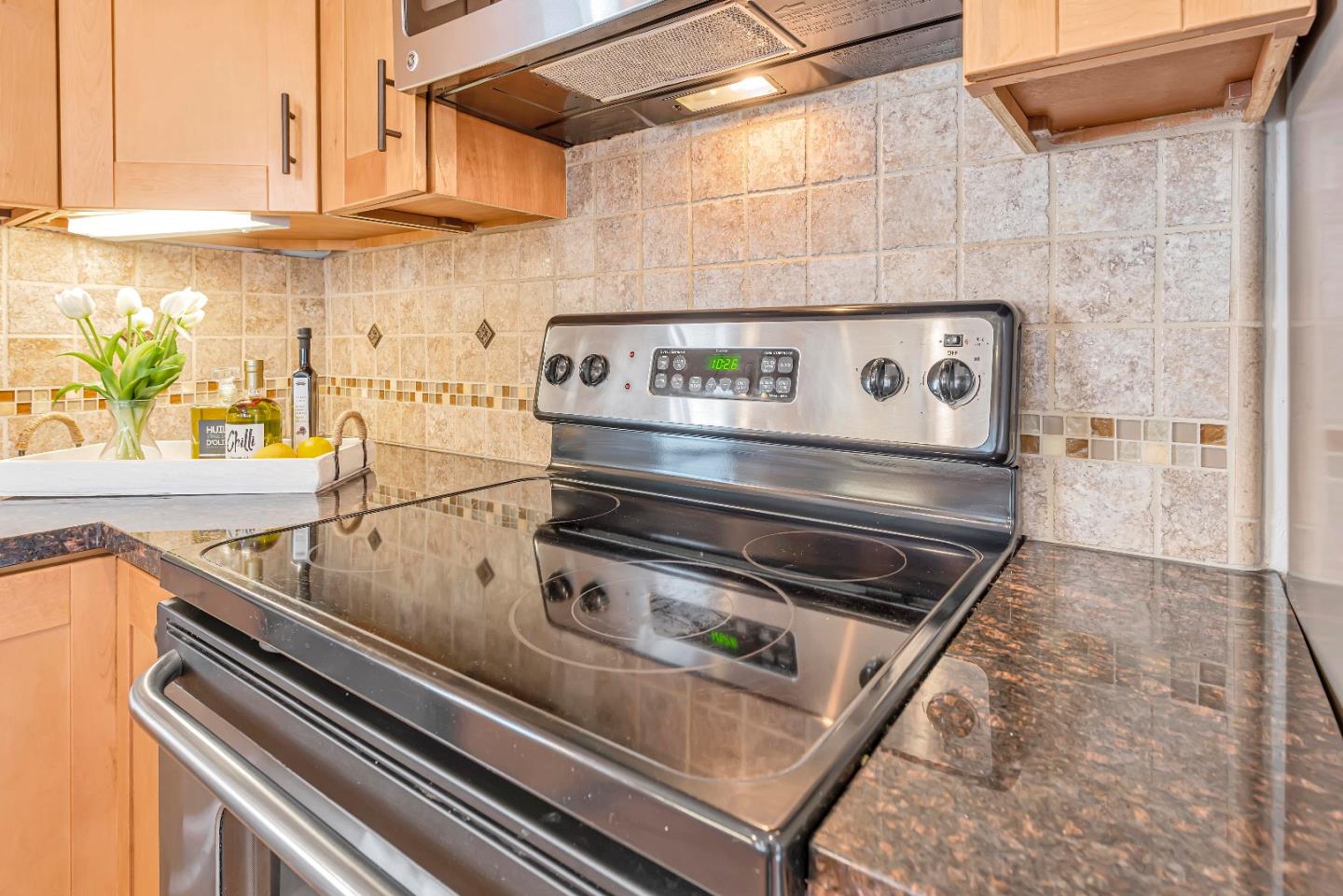 47 Dot Avenue, Unit A Campbell, CA 95008 - Photo 10 of 31