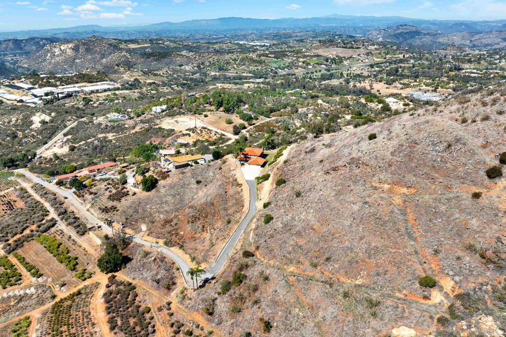 29345 Wilkes Road Valley Center, CA 92082 - Photo 12 of 63