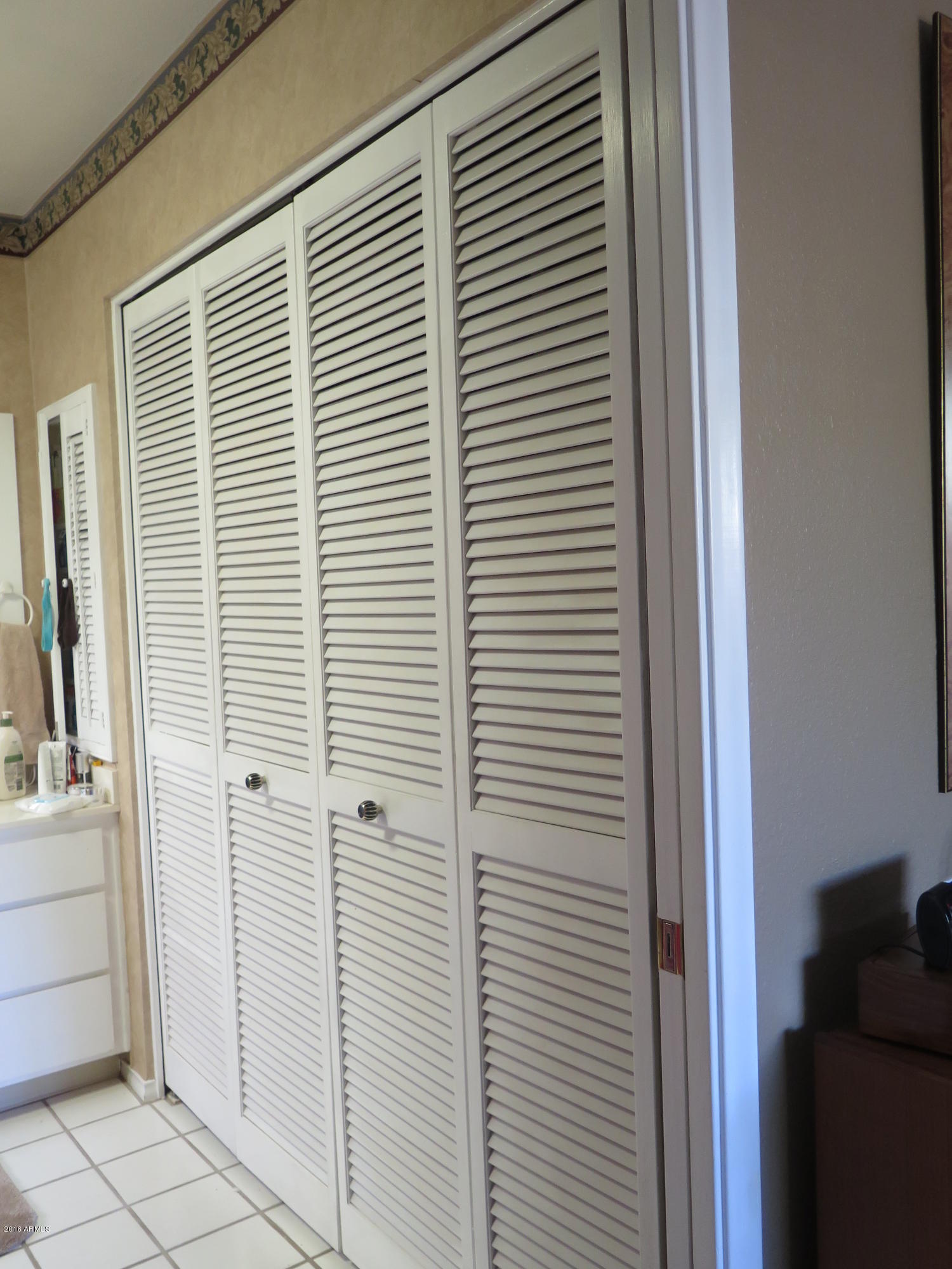 1020 East Pueblo Road Phoenix, AZ 85020 - Photo 22 of 32 Closet