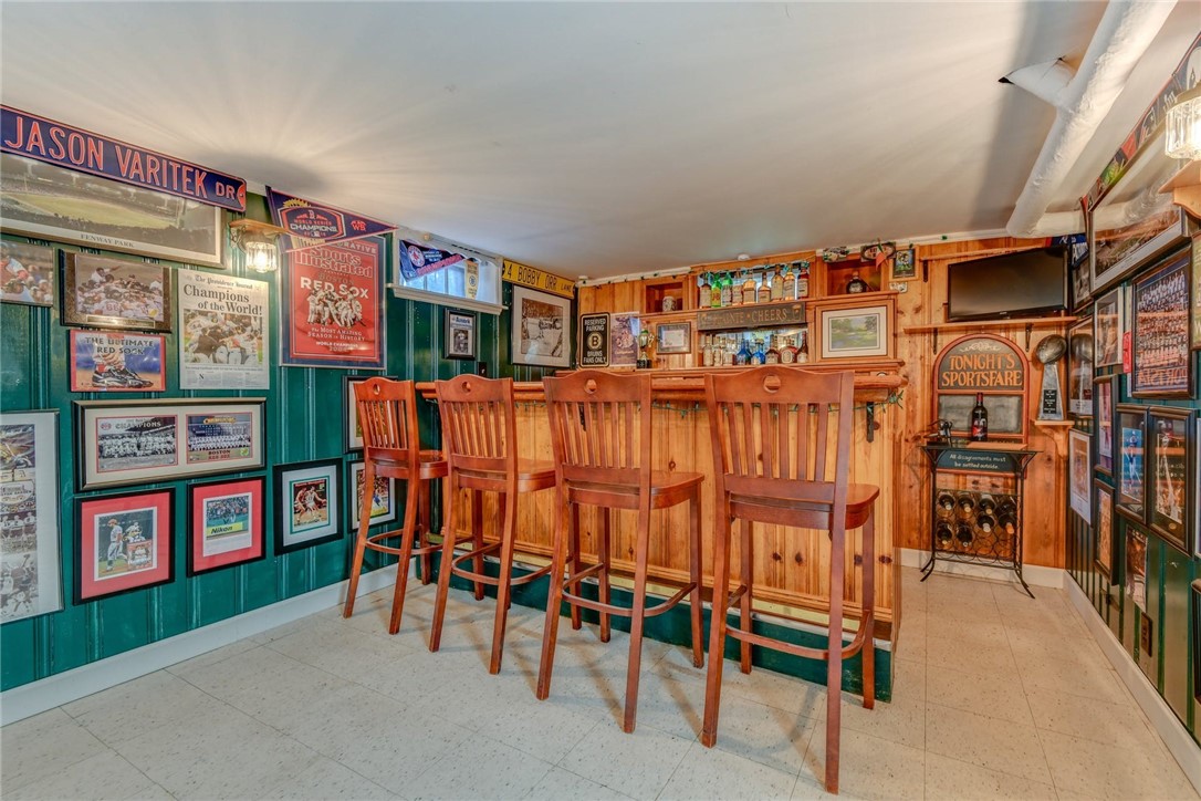31 Edgehill Road Warwick, RI 02889 - Photo 22 of 30