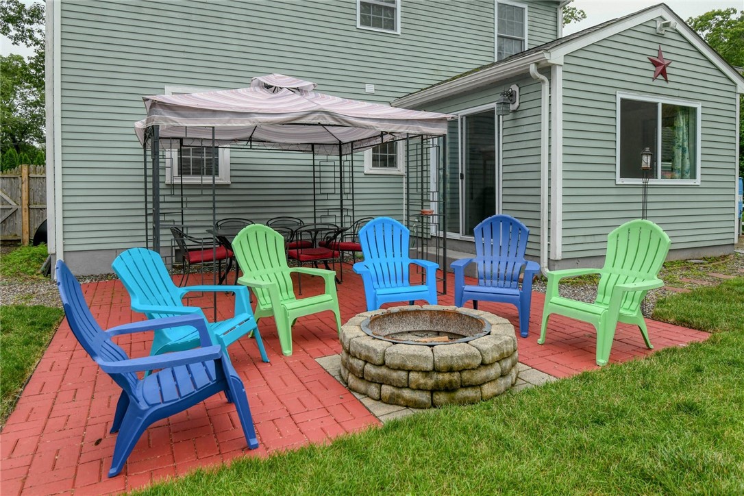 31 Edgehill Road Warwick, RI 02889 - Photo 24 of 30