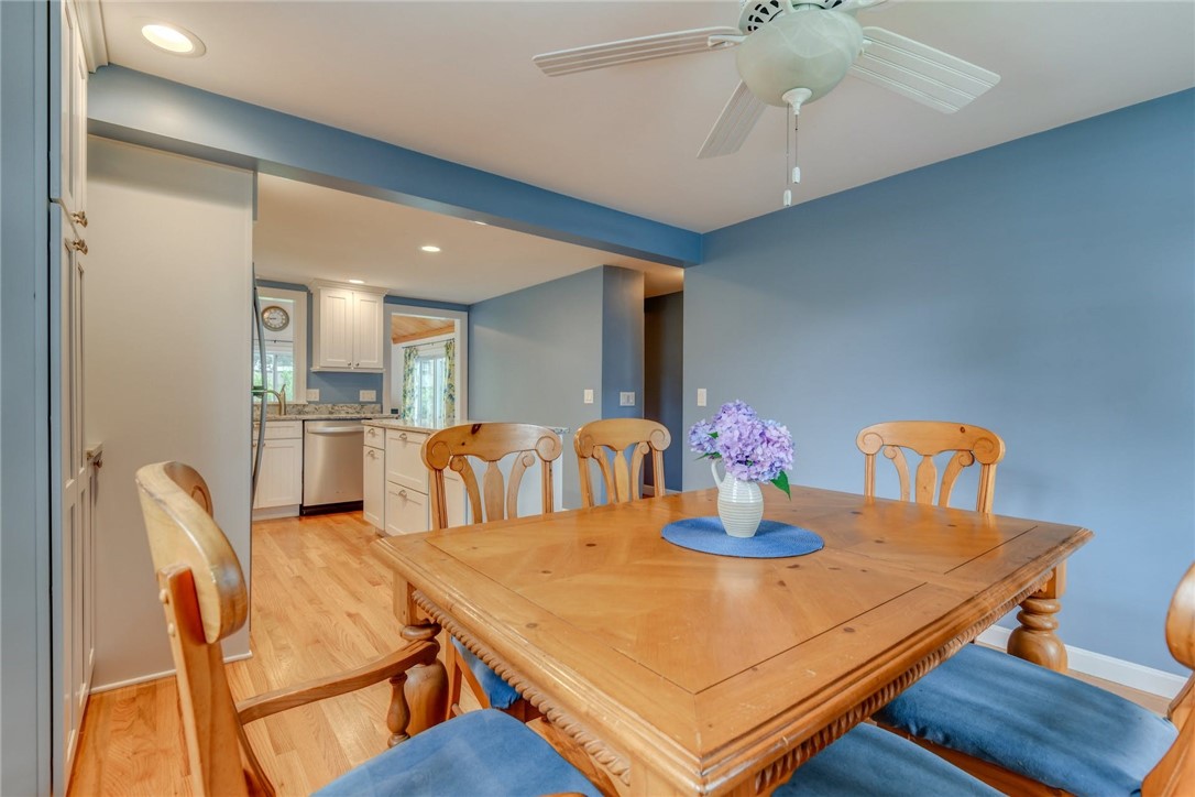 31 Edgehill Road Warwick, RI 02889 - Photo 10 of 30