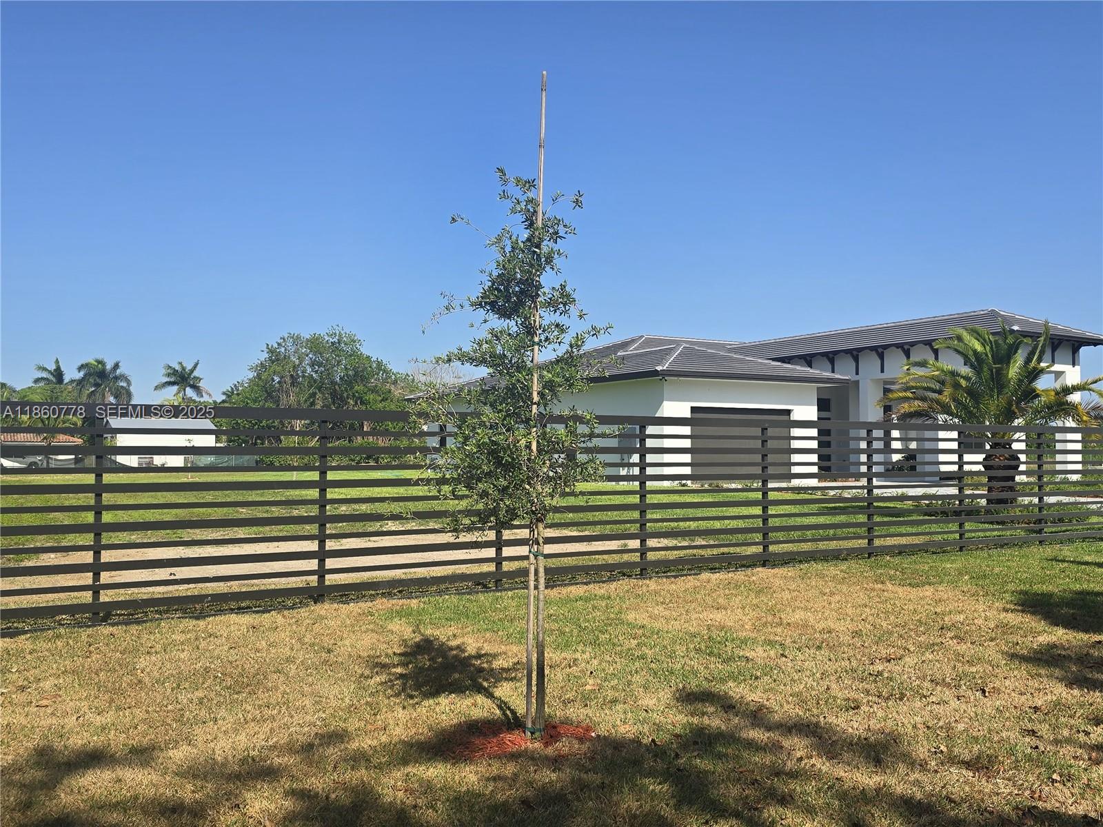 23840 Southwest 209th Place Homestead, FL 33031 - Photo 8 of 89