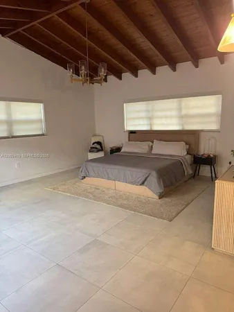 $5,500 | 3600 Southwest 26th Street, Miami, FL 33133