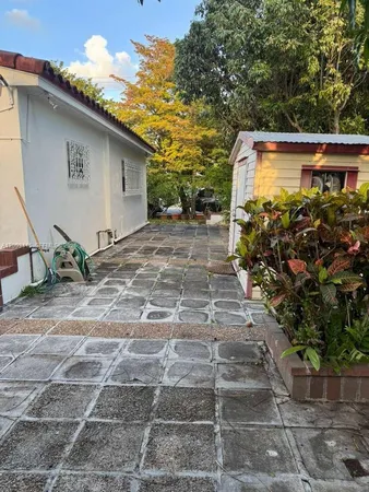 $5,500 | 3600 Southwest 26th Street, Miami, FL 33133