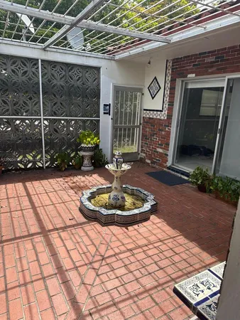 $4,900 | 3600 Southwest 26th Street, Miami, FL 33133