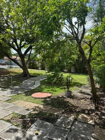 $4,900 | 3600 Southwest 26th Street, Miami, FL 33133