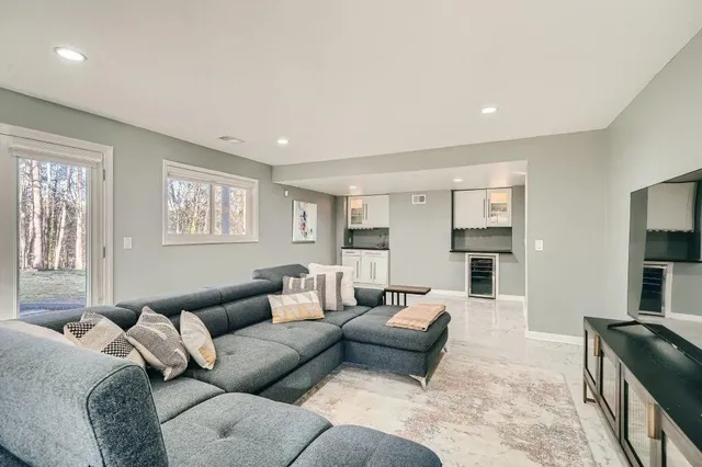 $10,500 | 4438 Glengary Drive Northeast, Atlanta, GA 30342