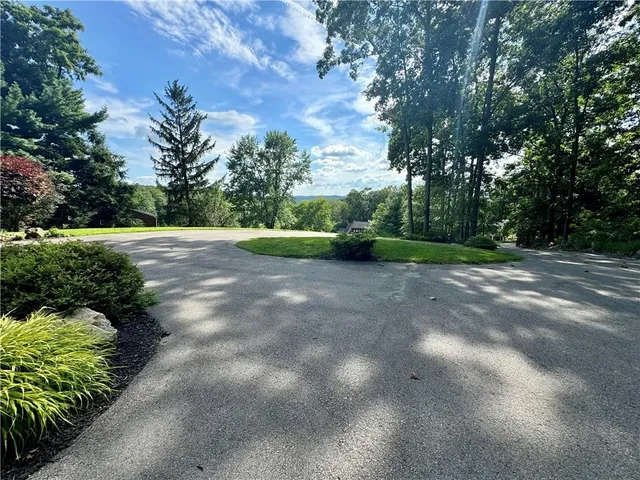 $598,980 | 108 Highland Drive, Canonsburg, PA 15317