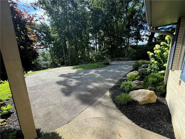 $598,980 | 108 Highland Drive, Canonsburg, PA 15317