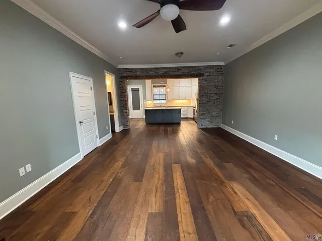 $2,200 | 5066 Myrtle Trail Drive, Baton Rouge, LA 70820