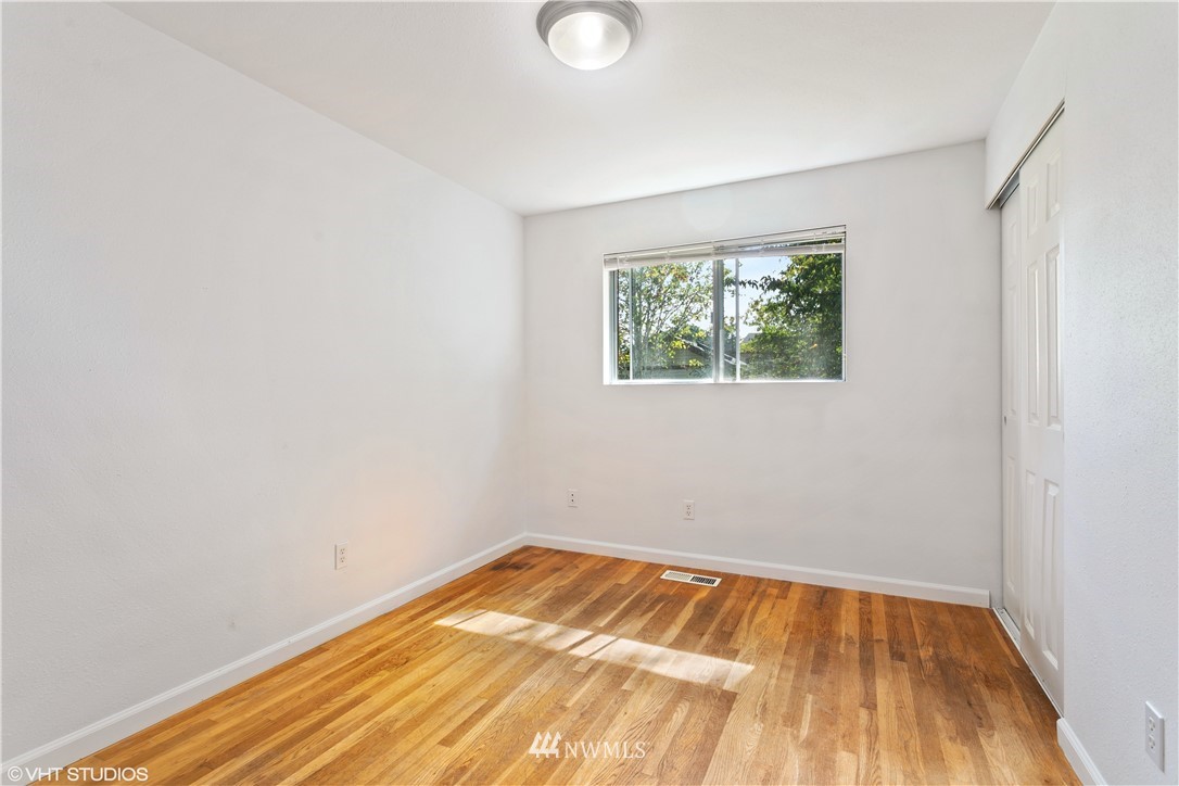 12207 Southeast 165th Street Renton, WA 98058 - Photo 13 of 20 Gallery Image 13