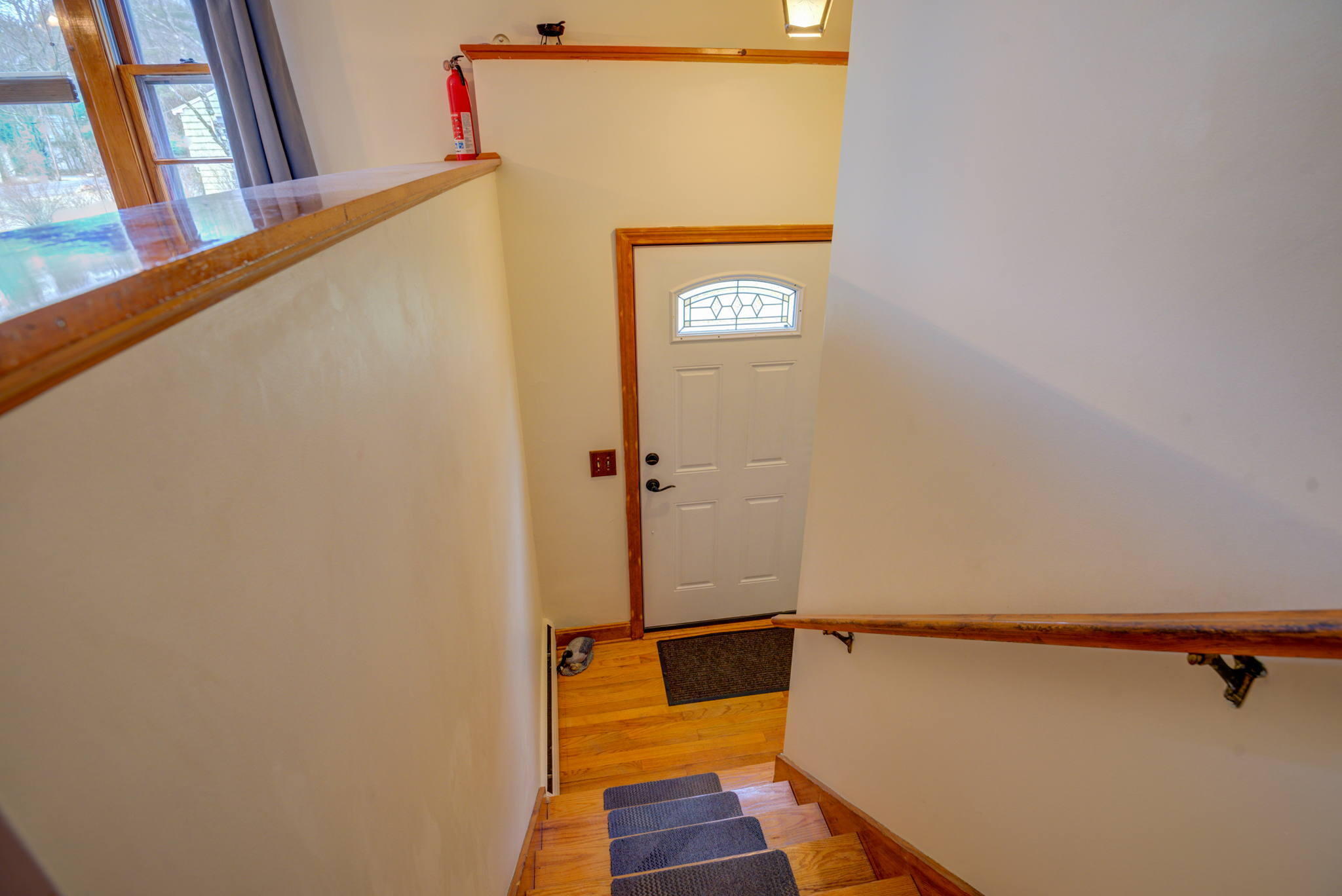 1 Crystal Lane Cumberland, ME 04021 - Photo 3 of 41 6-web-or-mls-Pic#-6