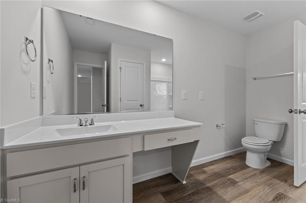 173 Carlton Road Madison, NC 27025 - Photo 22 of 47 2nd bathroom upper level