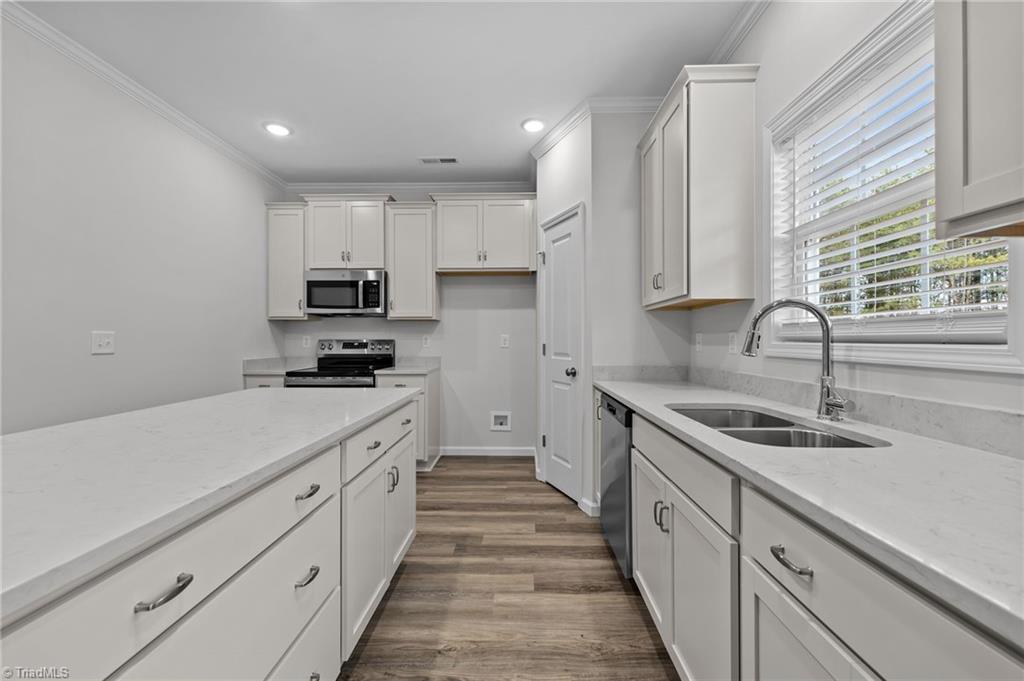 173 Carlton Road Madison, NC 27025 - Photo 10 of 47 Kitchen