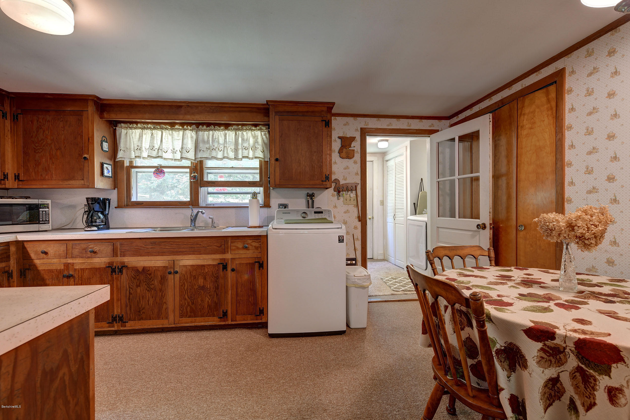 19 Baldwin Hill Road South Egremont, MA 01230 - Photo 10 of 19 8-Kitchen amp; Dining Area