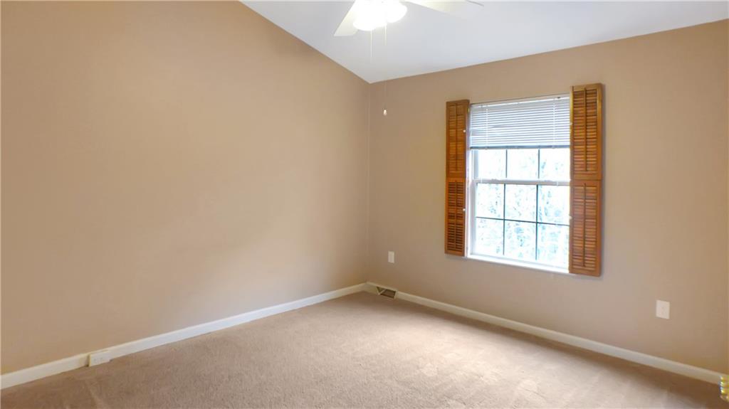 130 Terra Drive McKees Rocks, PA 15136 - Photo 25 of 38