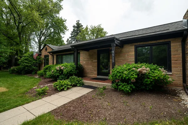 $6,500 | 4515 North Lake Drive, Whitefish Bay, WI 53211