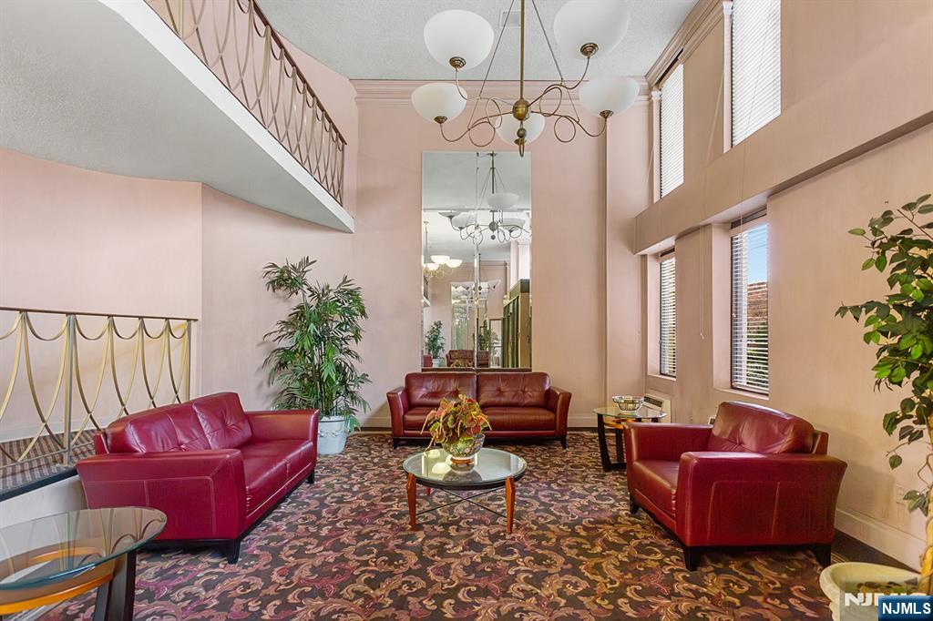 160 Overlook Avenue, Unit 4B Hackensack, NJ 07601 - Photo 27 of 31