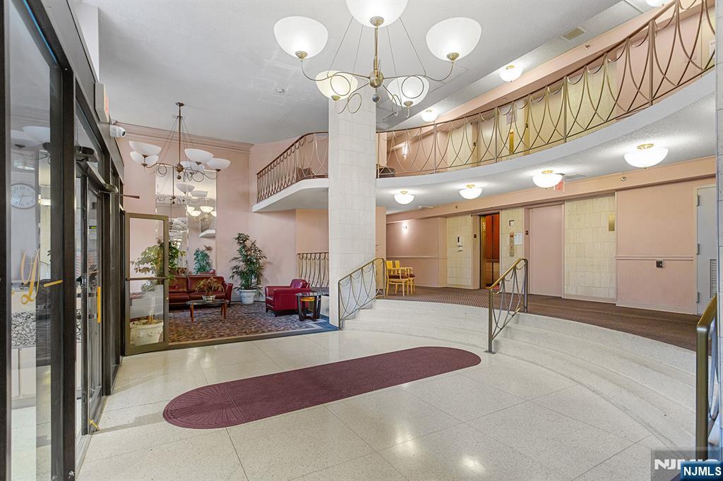 160 Overlook Avenue, Unit 4B Hackensack, NJ 07601 - Photo 28 of 31