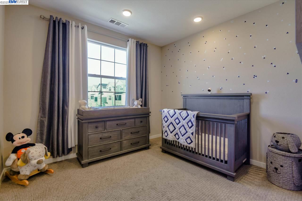 37584 Breakers Road Newark, CA 94560 - Photo 23 of 36 Gallery Image 23