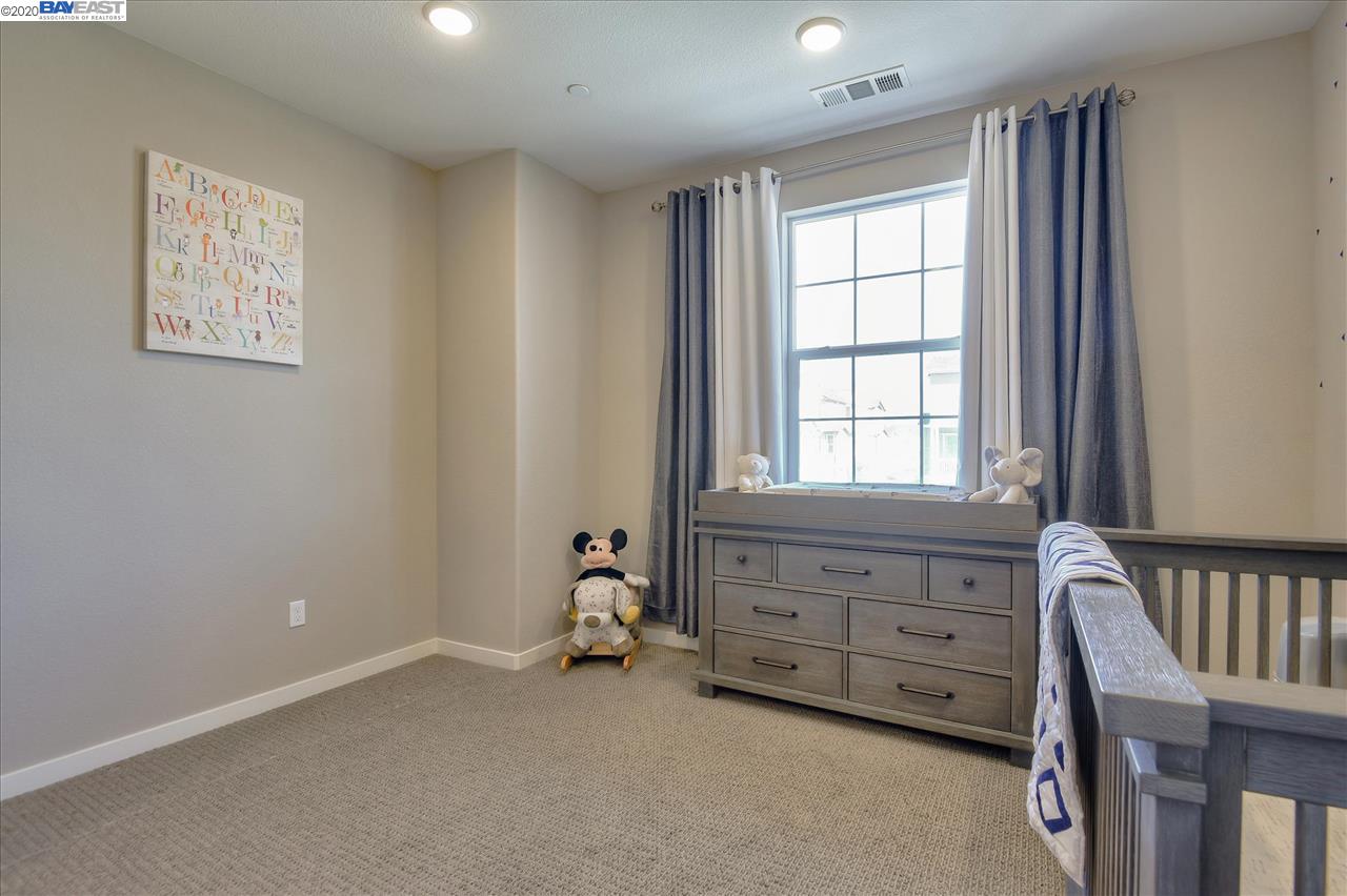 37584 Breakers Road Newark, CA 94560 - Photo 24 of 36 Gallery Image 24