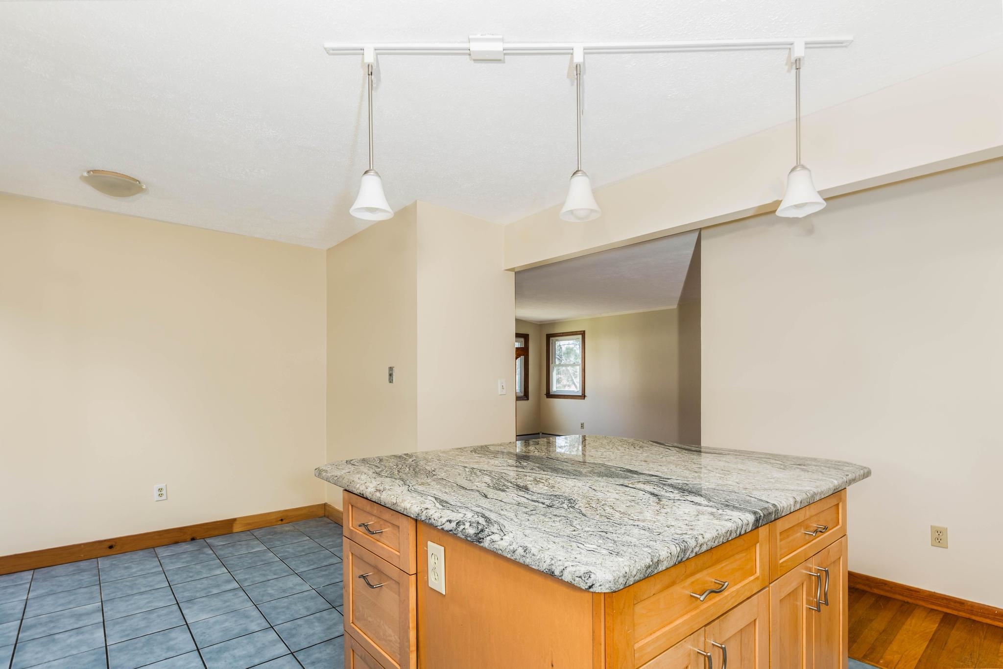 3 Mark Avenue Stratham, NH 03885 - Photo 18 of 43 Gallery Image 18