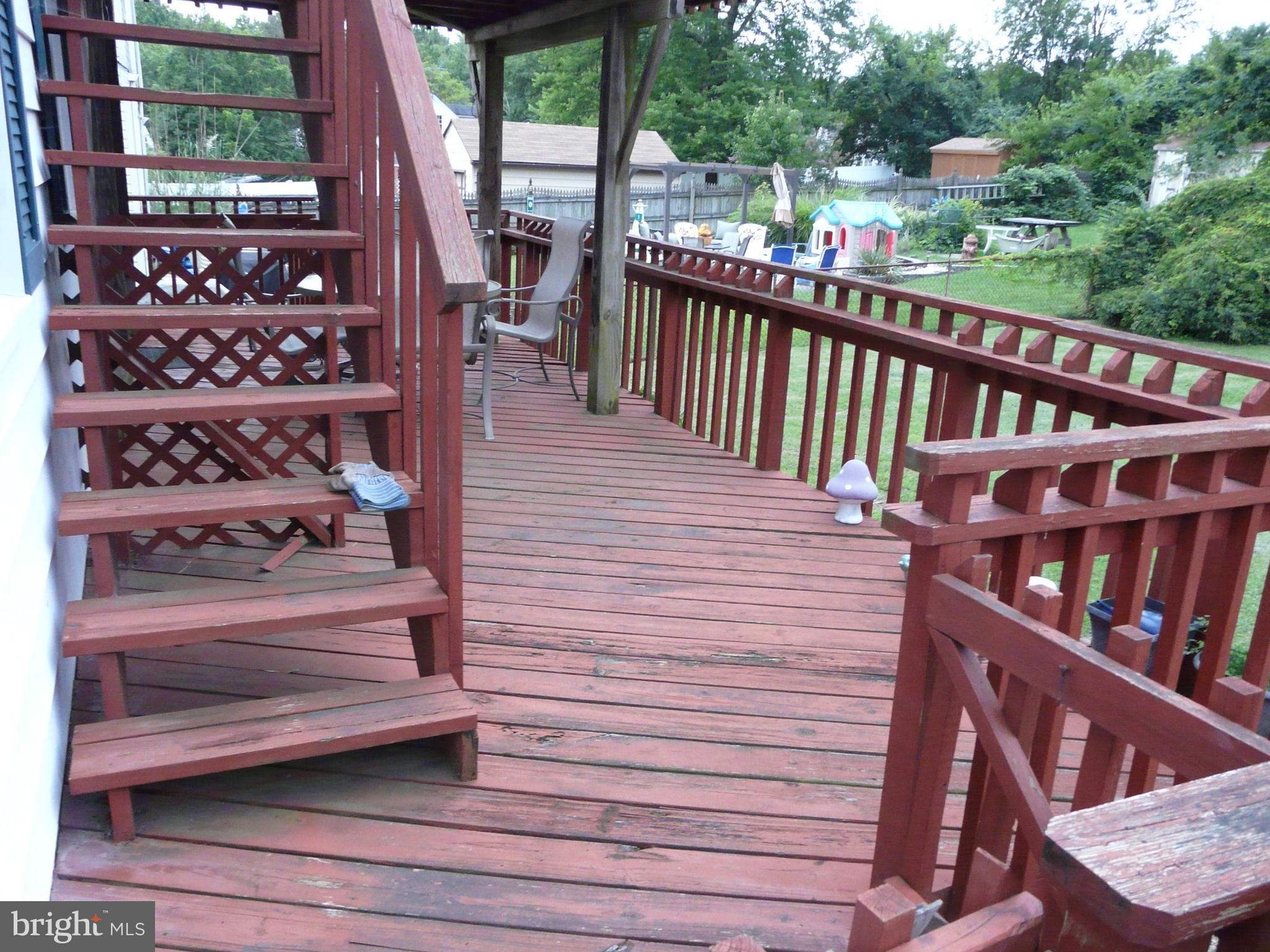 5911 Meadow Road Baltimore, MD 21206 - Photo 41 of 49 Rear Deck