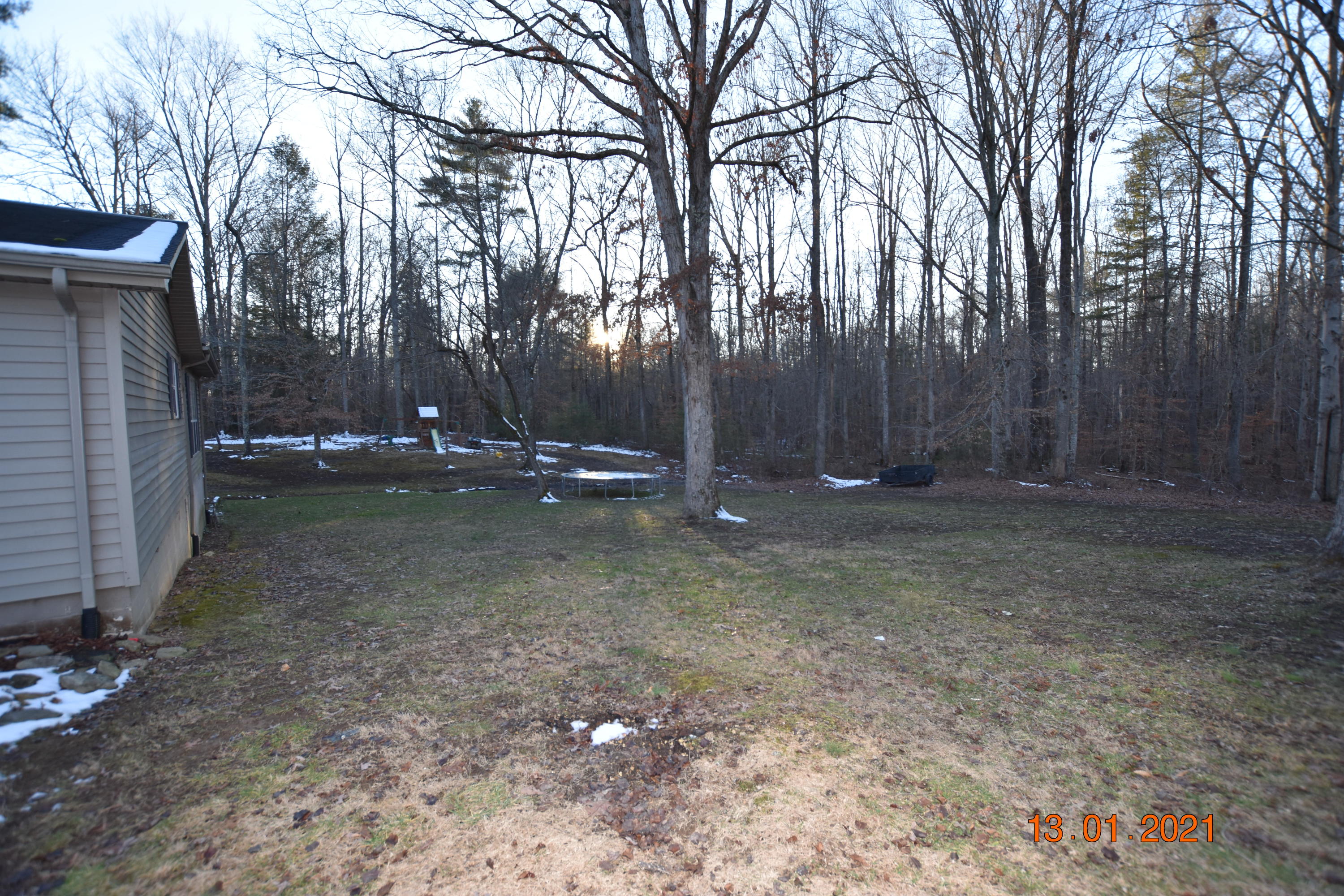 2186 Dexter Laxton Road Oneida, TN 37841 - Photo 3 of 26 DSC_0283