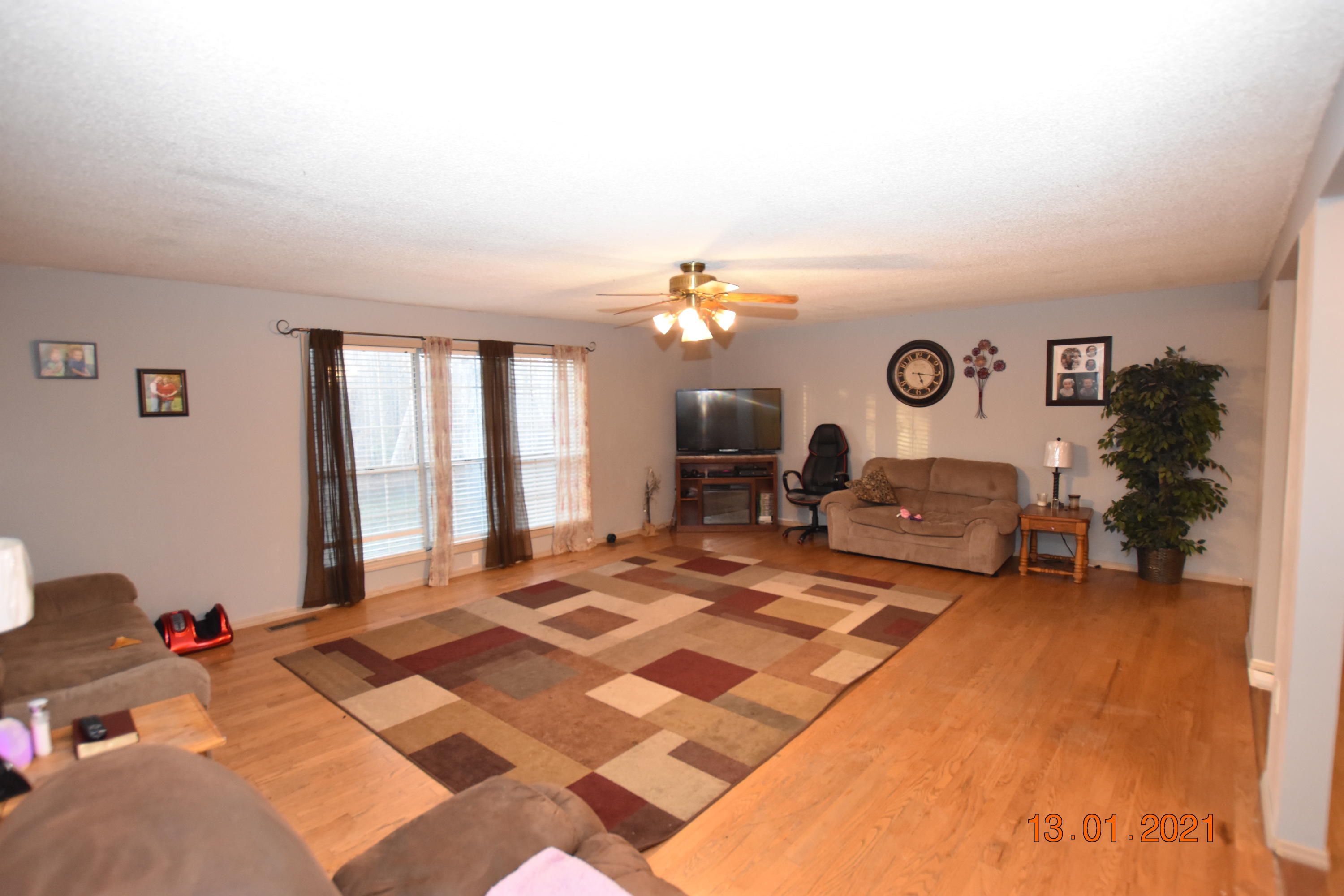 2186 Dexter Laxton Road Oneida, TN 37841 - Photo 8 of 26 DSC_0310