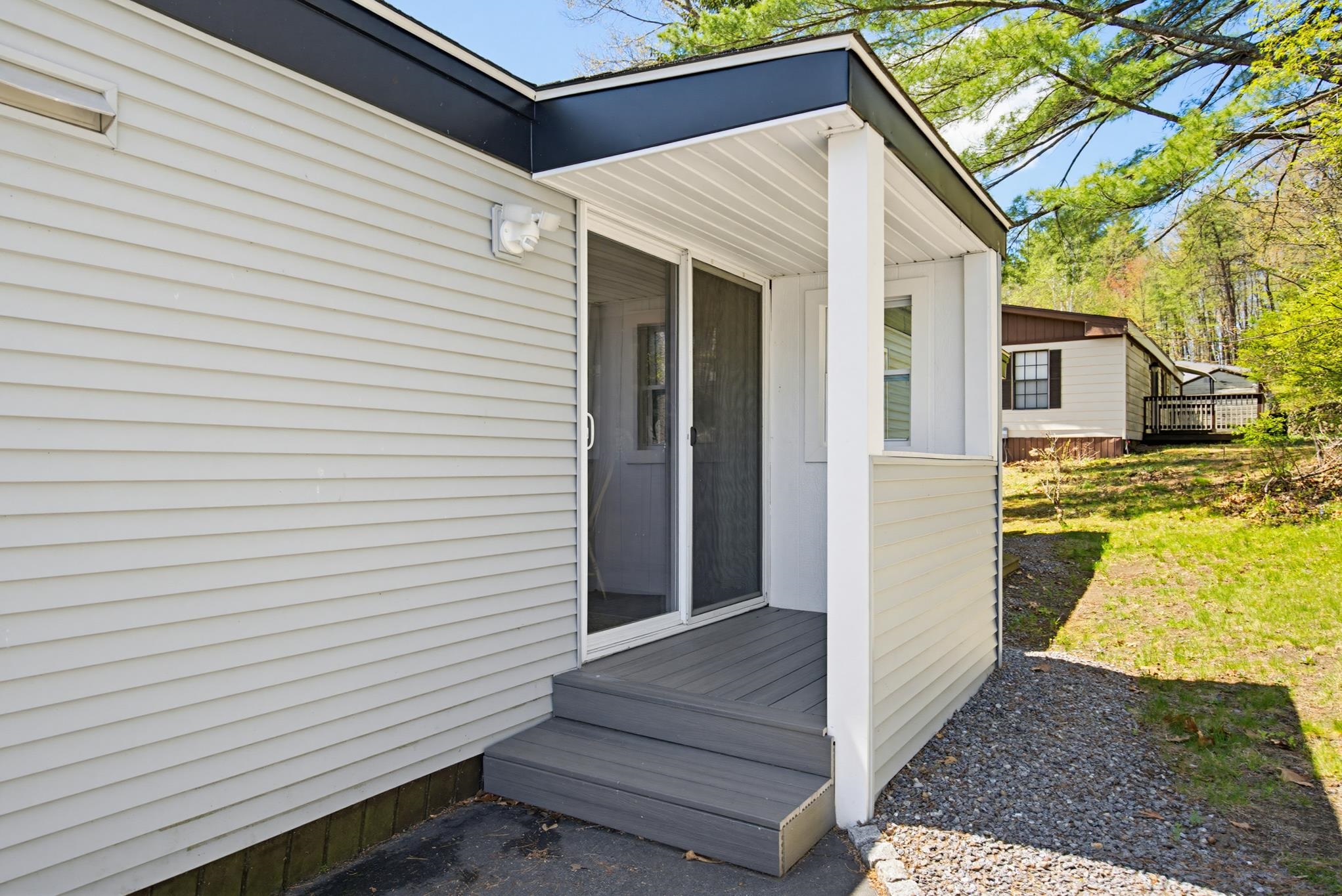 55 Roger Road Goffstown, NH 03045 - Photo 7 of 50