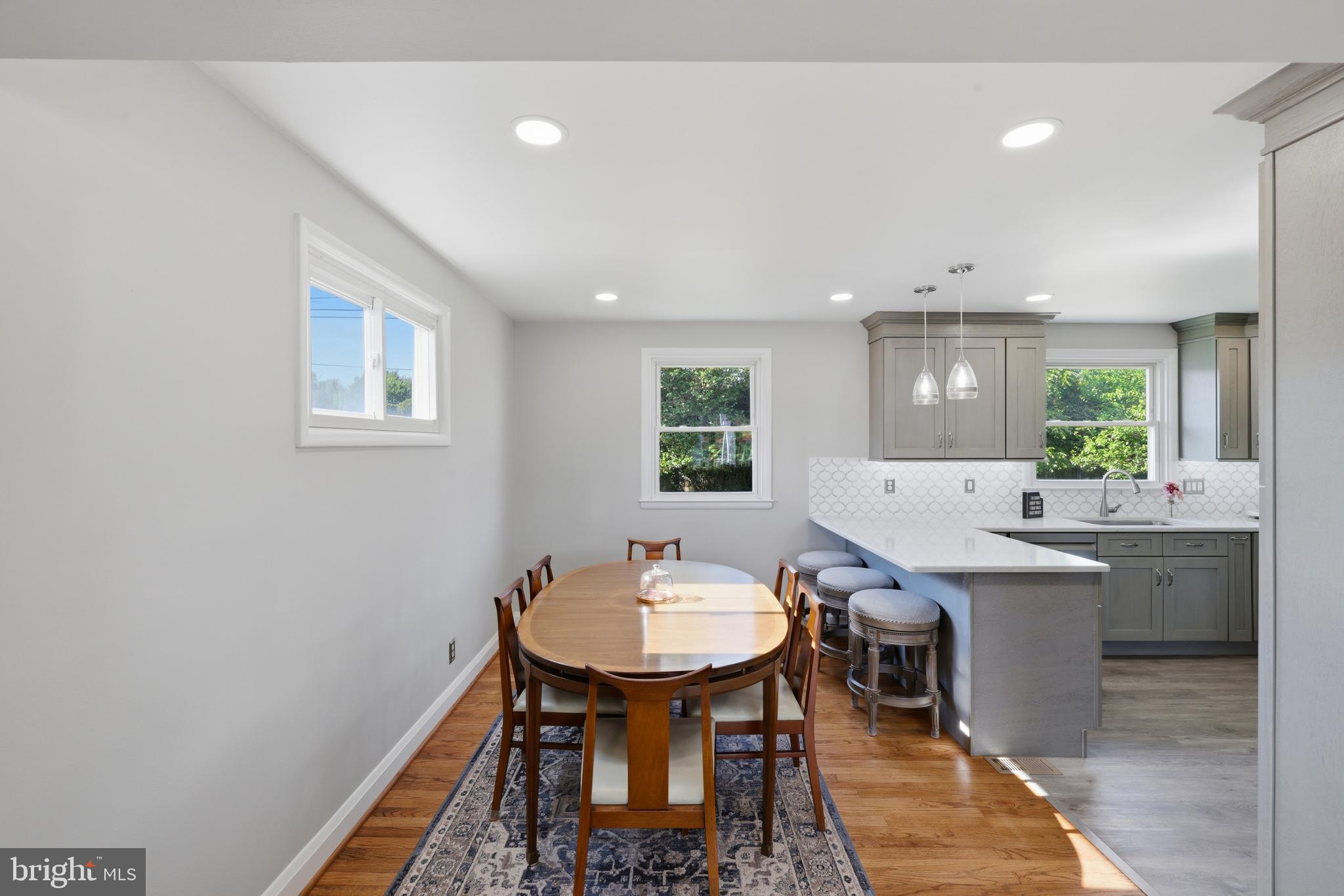 1620 Alston Road Towson, MD 21204 - Photo 5 of 32 Dining space open to kitchen for easy access
