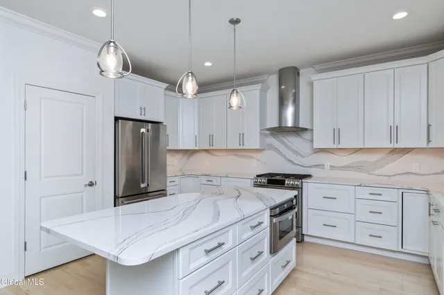 $1,499,995 | 11 Gabby Court, Colonie, NY 12309