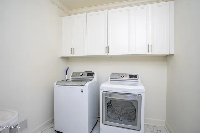 $1,499,995 | 11 Gabby Court, Colonie, NY 12309