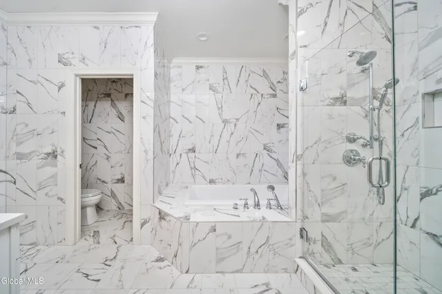 $1,499,995 | 11 Gabby Court, Colonie, NY 12309