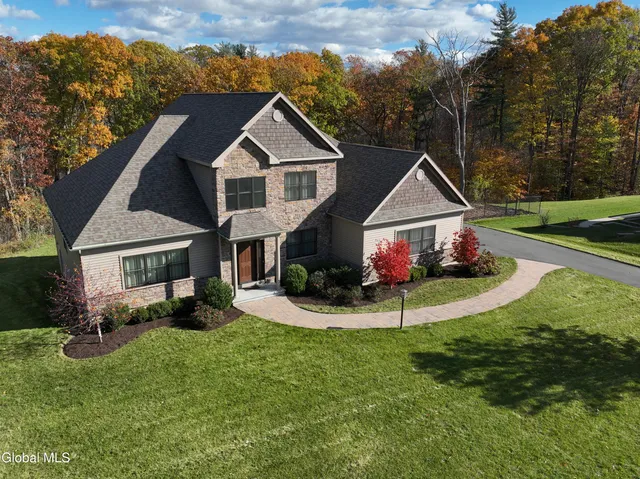 $1,499,995 | 11 Gabby Court, Colonie, NY 12309