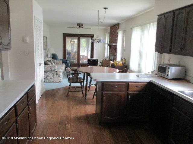 7 Meadowbrook Road Brick, NJ 08723 - Photo 10 of 35 IMG_4453