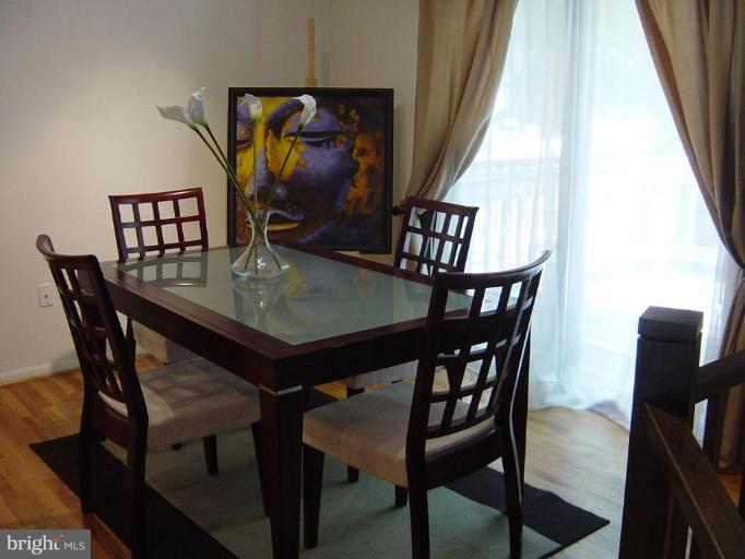 2317 Glade Bank Way Reston, VA 20191 - Photo 3 of 4 Dining Room