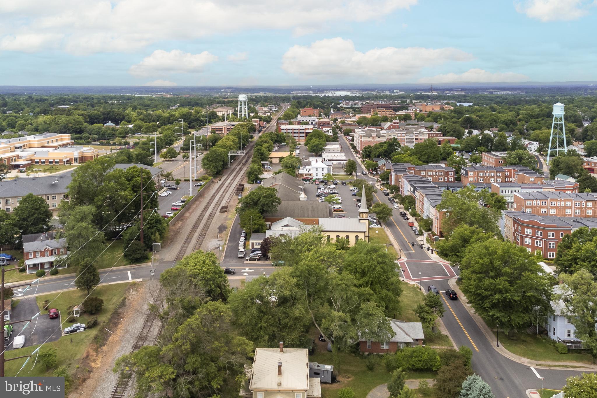 8901 Center Street Manassas, VA 20110 - Photo 10 of 47