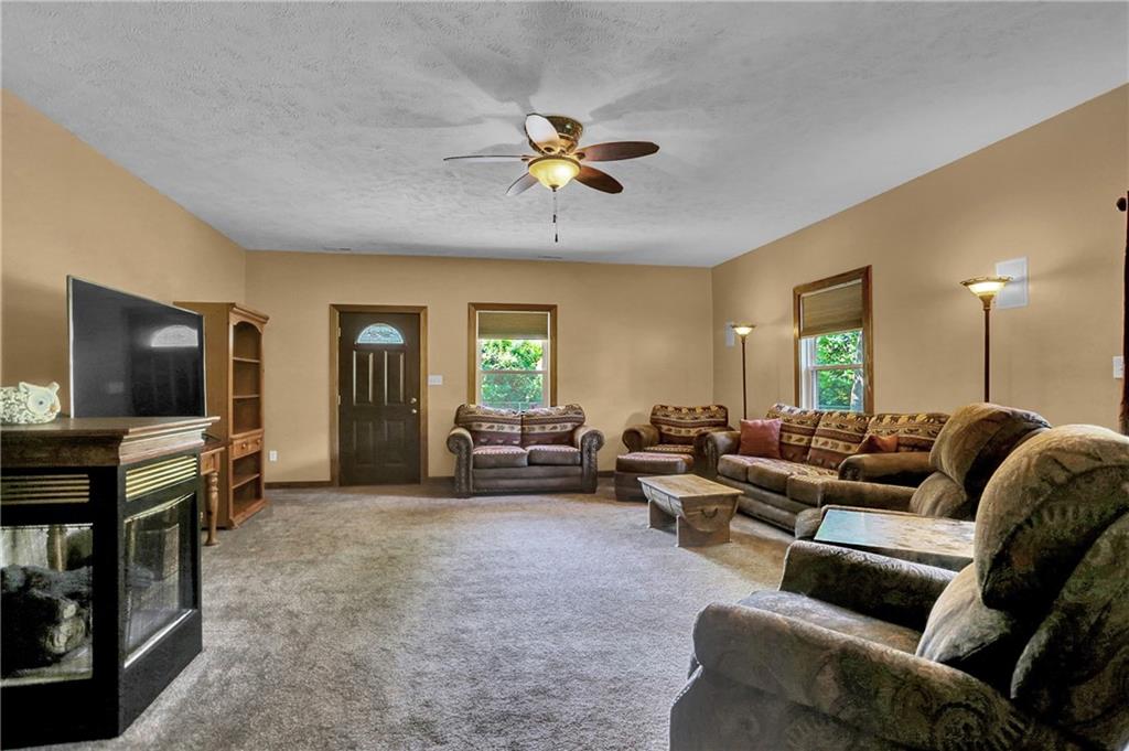 6100 Fall Creek Road Indianapolis, IN 46220 - Photo 6 of 33 Gallery Image 6
