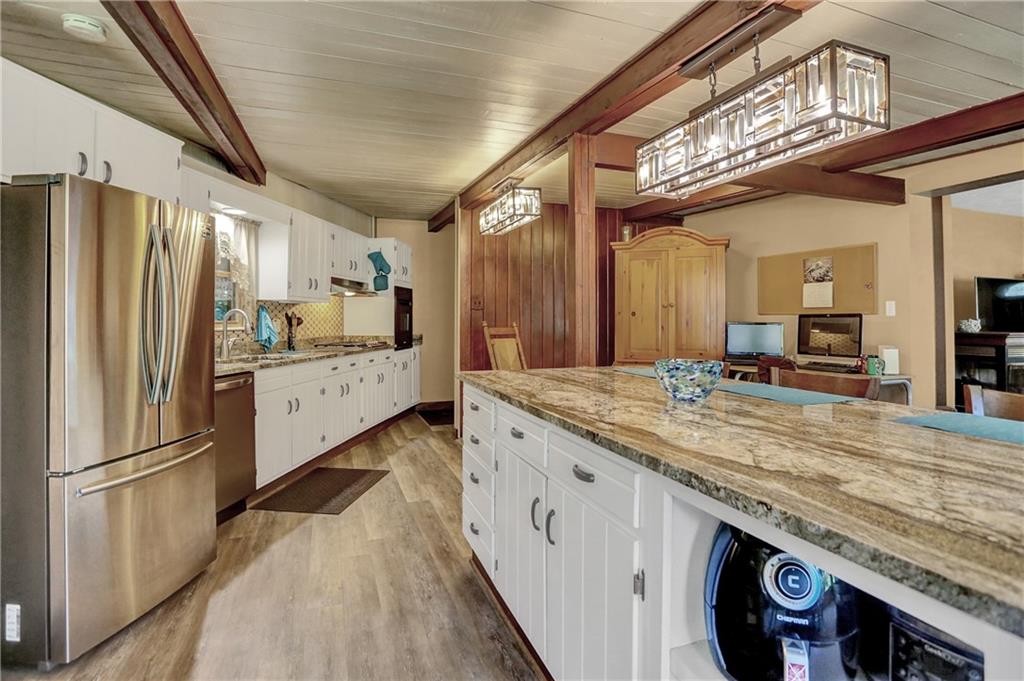 6100 Fall Creek Road Indianapolis, IN 46220 - Photo 9 of 33 Gallery Image 9