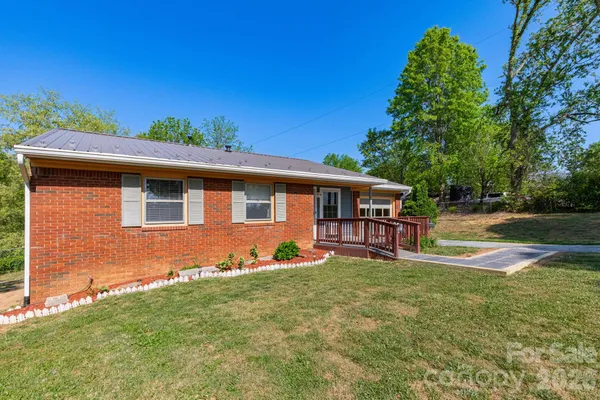 $350,000 | 30 Compton Drive, Asheville, NC 28806